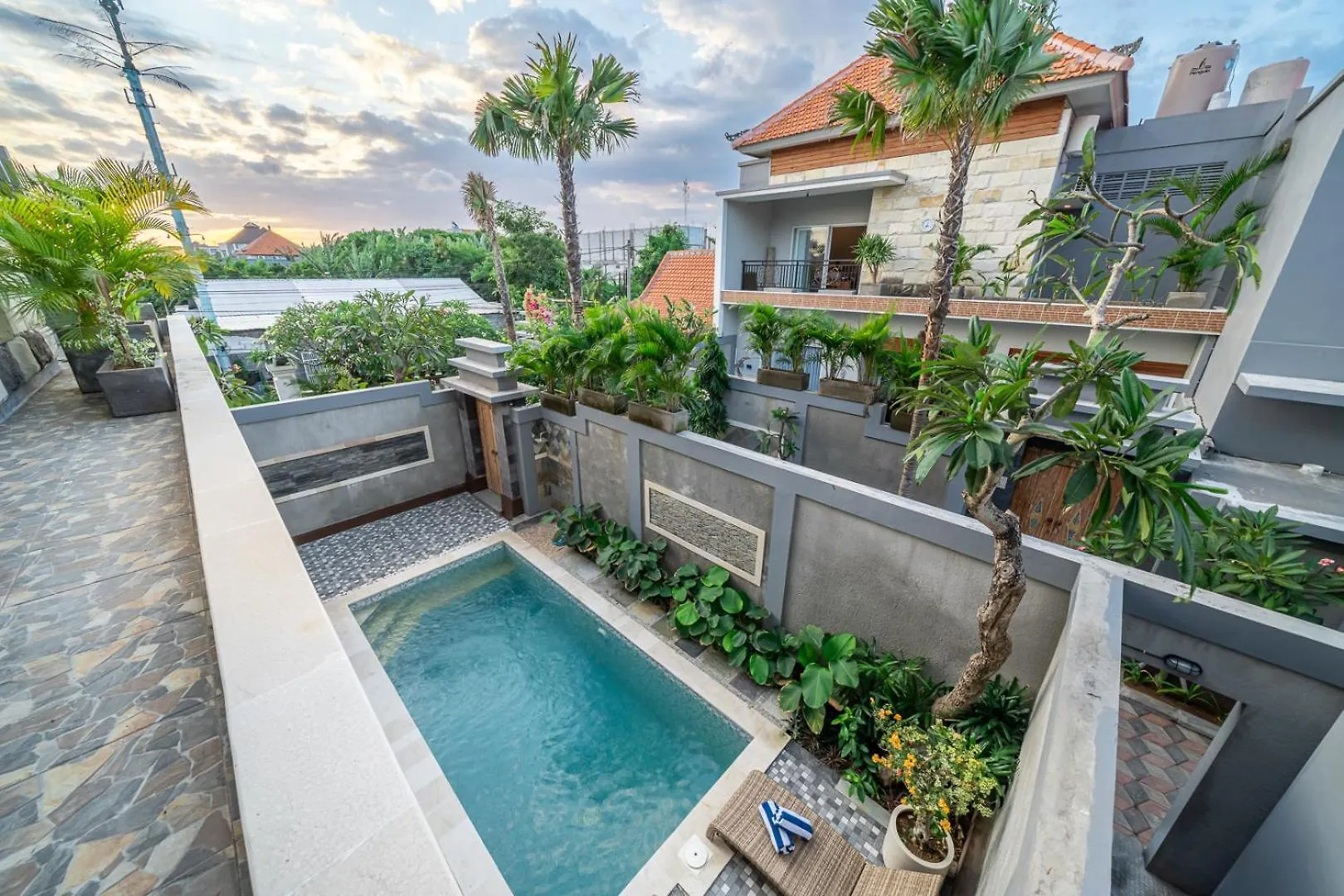 Q La Villas Seminyak  0*, Seminyak (Bali)