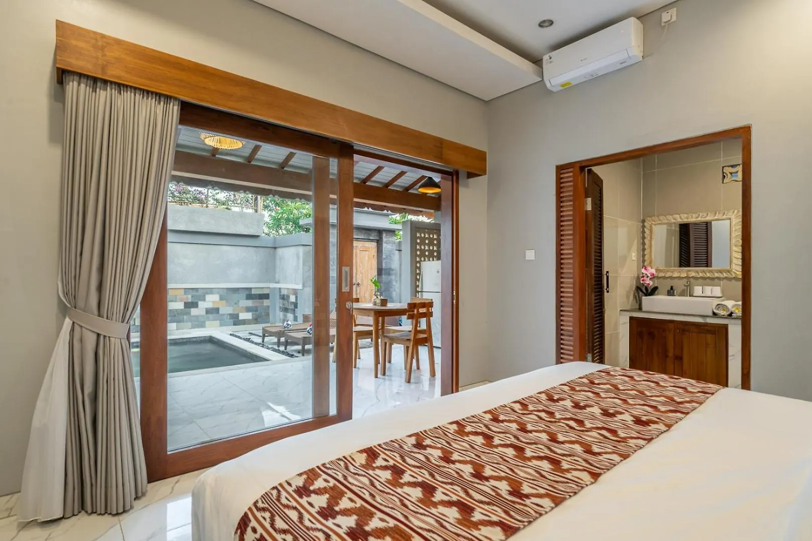 Q La Villas Seminyak   Seminyak (Bali)