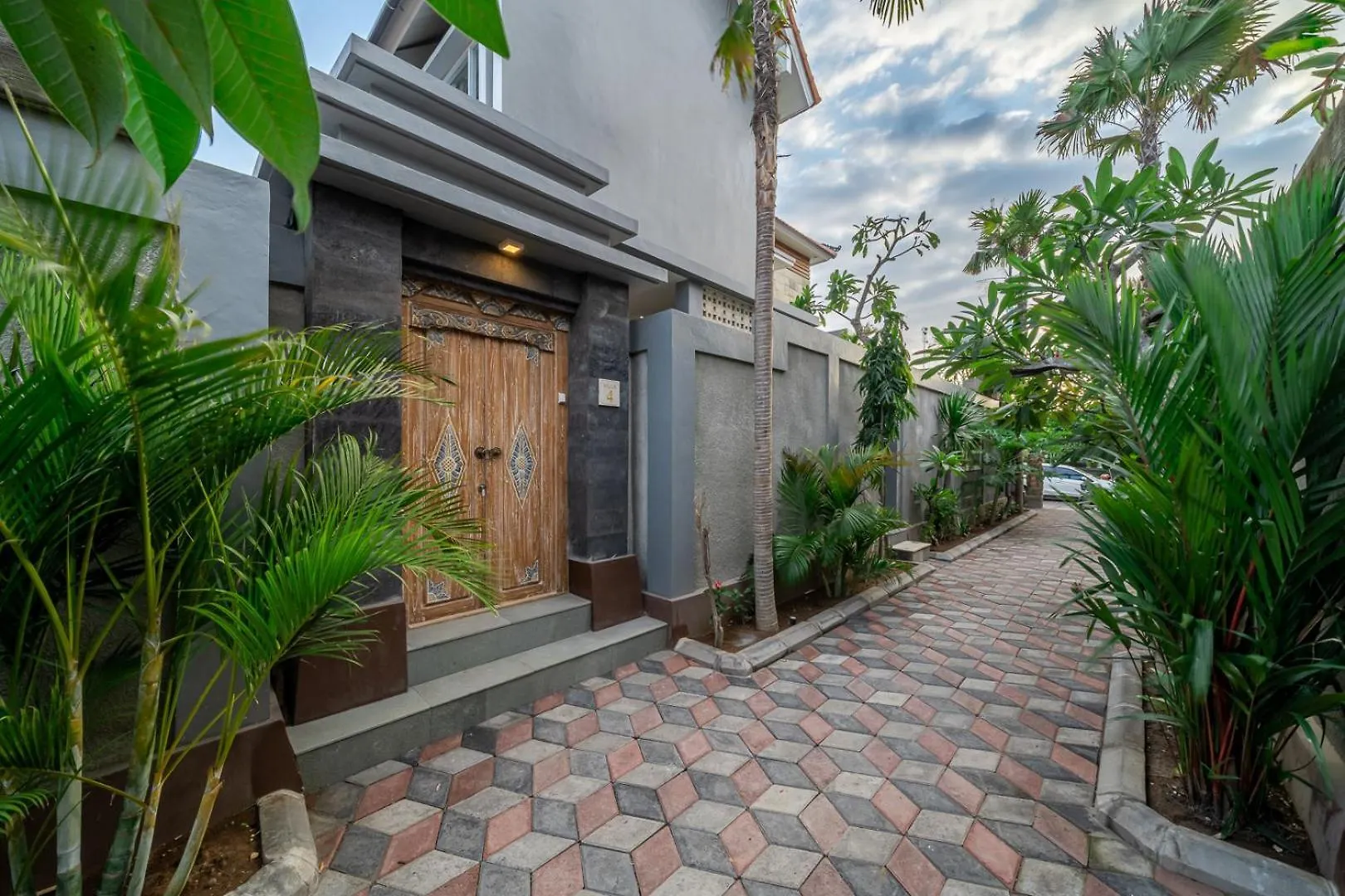 Q La Villas Seminyak  0*, Seminyak (Bali)